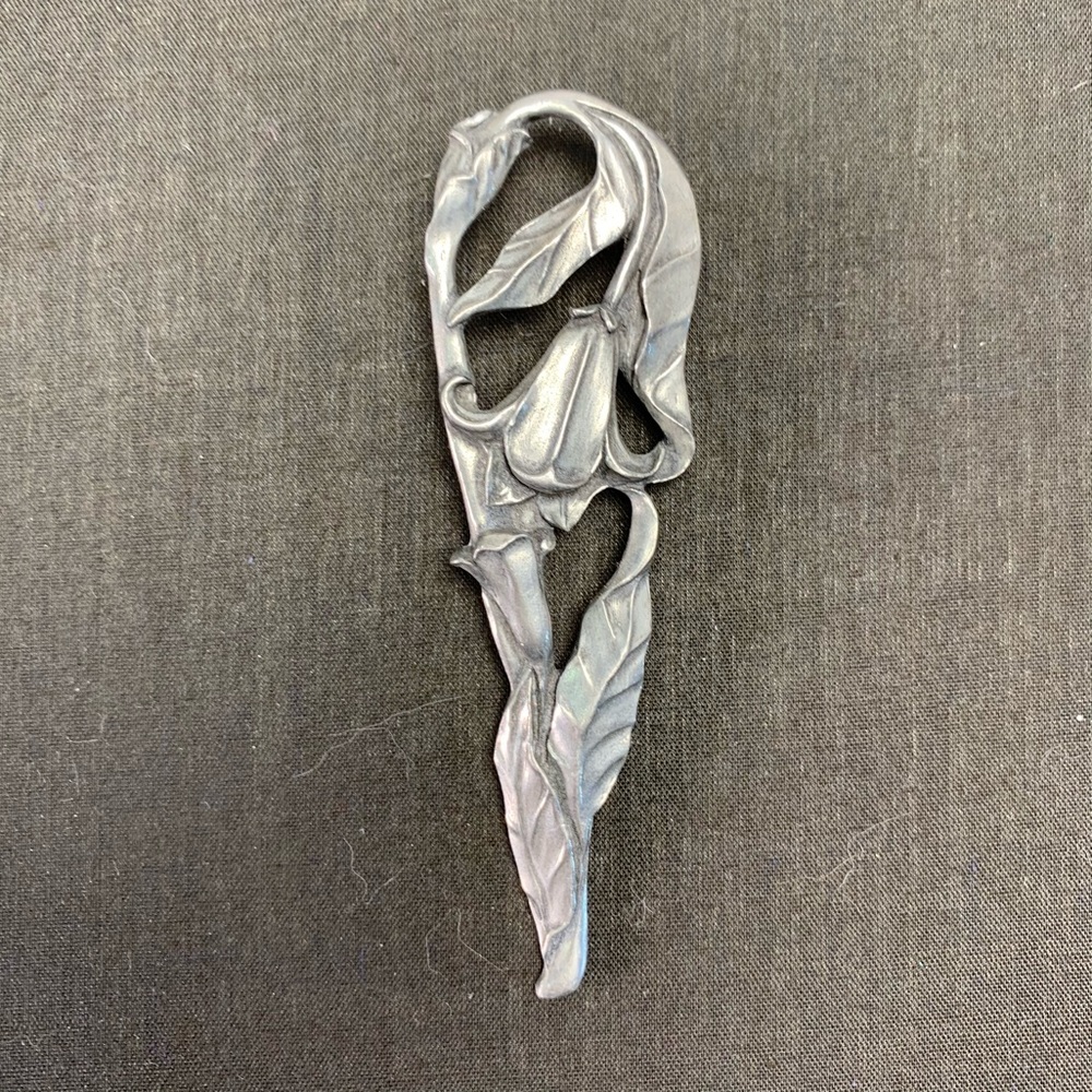Art Nouveau Style Pewter Flower Pin